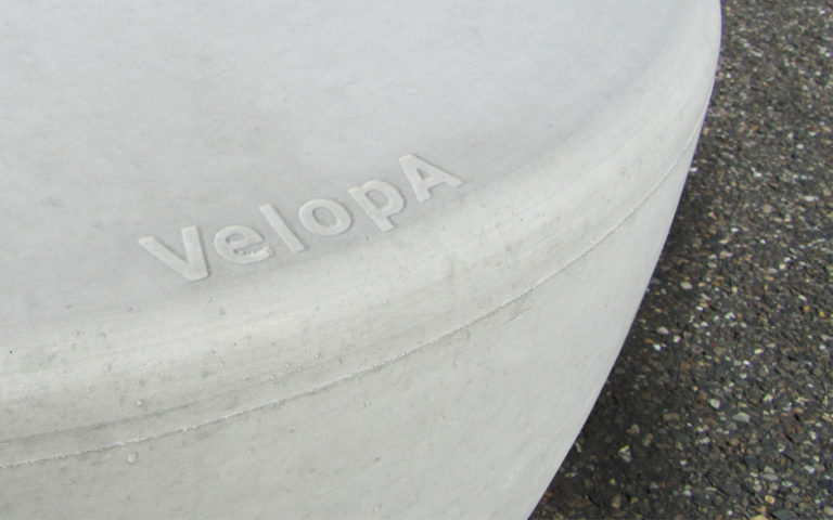 bancos de hormigon cepillado