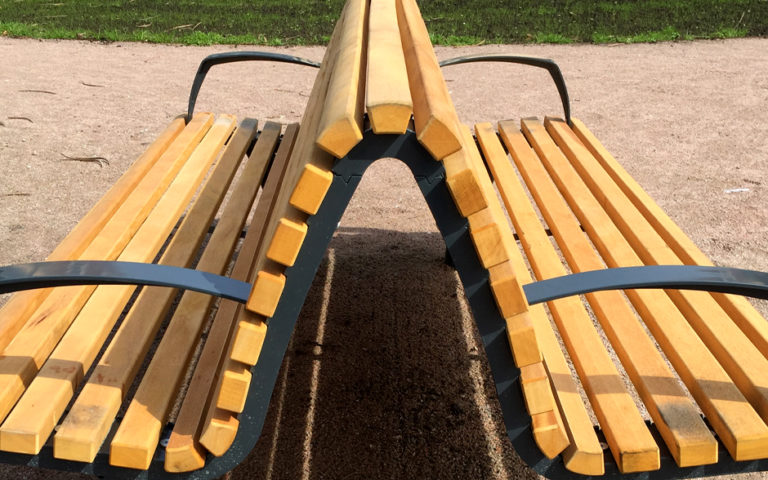 bancos de mobiliario urbano