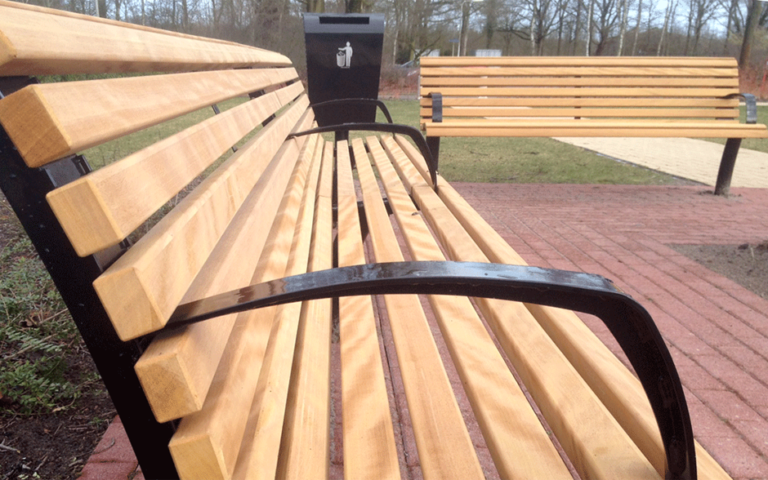 bancos de mobiliario urbano