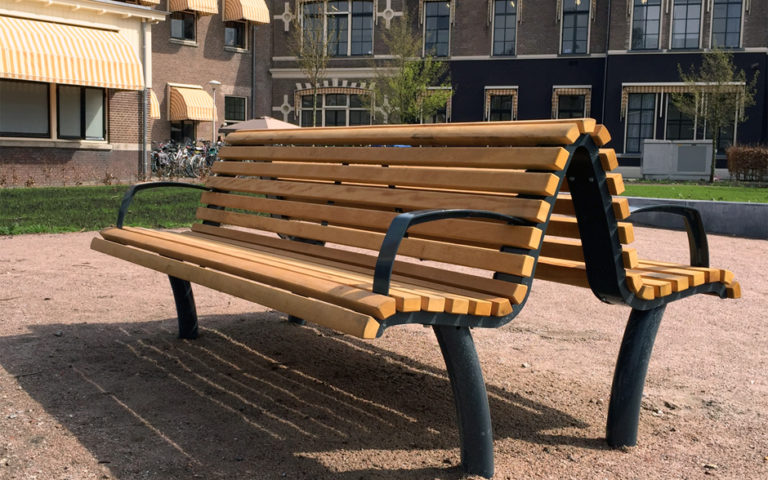 bancos de mobiliario urbano