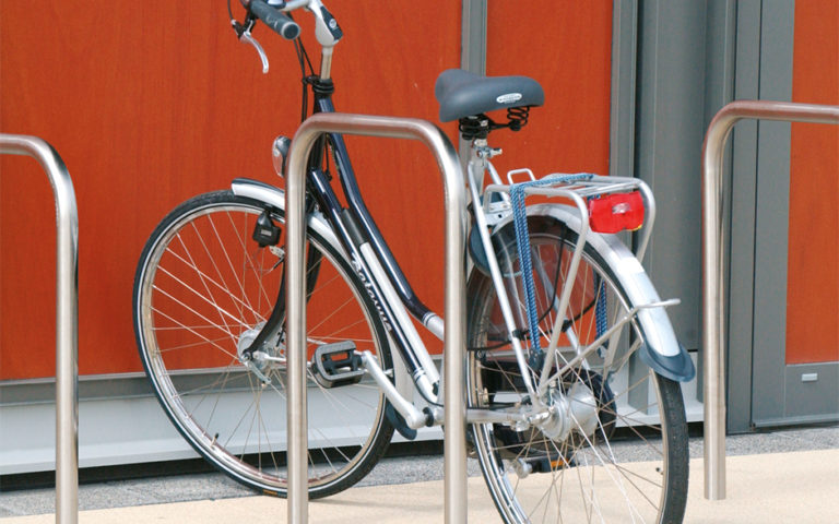 Parking de bicicletas de Apoyo